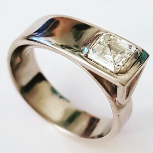Archimede Solitaire - Diamond Solitaire