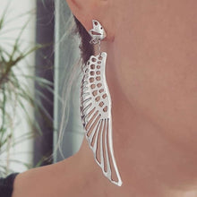 Load image into Gallery viewer, Aon Sgiath - Wing Earrings