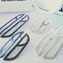 Load image into Gallery viewer, Earrings - Small Silver