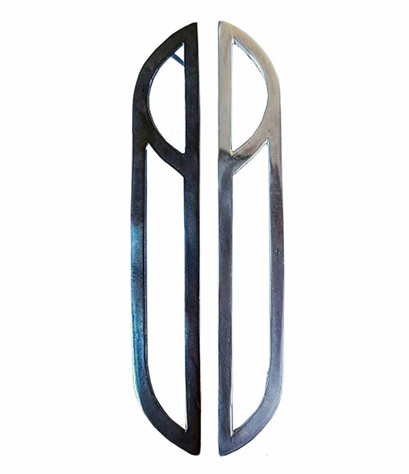 Elegance - Geometric Earrings Long Black & Silver Vsn 1