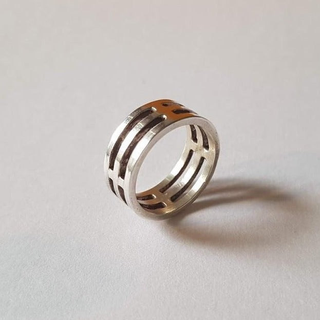 Minimalist Three Bar Ring