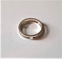 Load image into Gallery viewer, Minimal Two Bar Ring