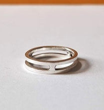 Load image into Gallery viewer, Minimal Two Bar Ring